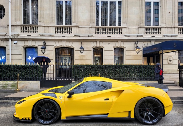 Ferrari F8 Spider Novitec Rosso N-Largo, spottÃ© par ferrarienzo77 (Alain PÃ©rotin)