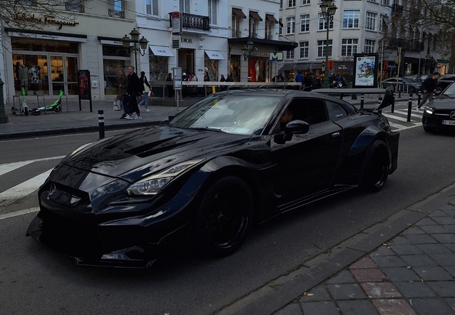 Nissan GT-R 2014 Liberty Walk Widebody, gespot door Henash (Henash NH)