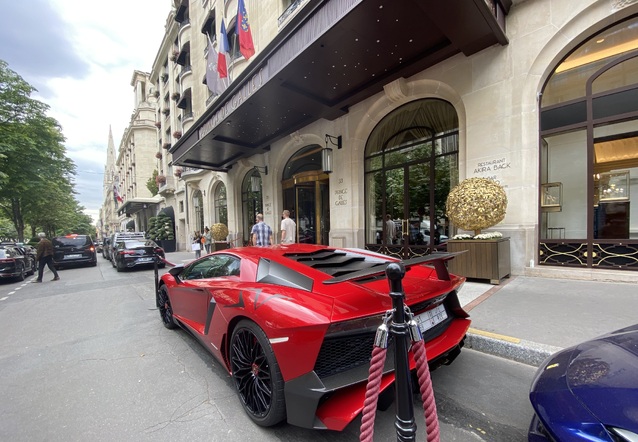 Lamborghini Aventador LP750-4 SuperVeloce, spottÃ© par Unspotterfrench (Benjamin Chec)