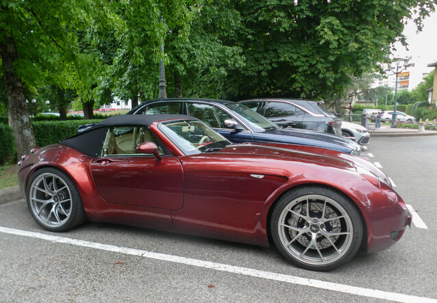 Wiesmann Roadster MF5, spottÃ© par cross74 (Patrick Texier)