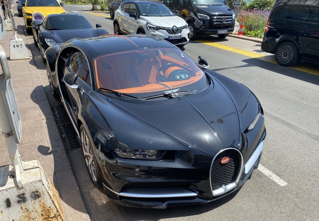 Bugatti Chiron Sport, spottÃ© par P_carspots (Pepijn van Loon)