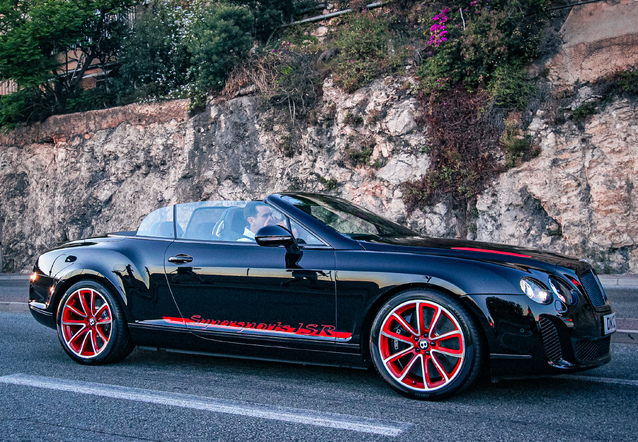 Bentley Continental Supersports Convertible ISR, spottÃ© par De Friezen Crew (Vincent, Julien, Menno de vries)