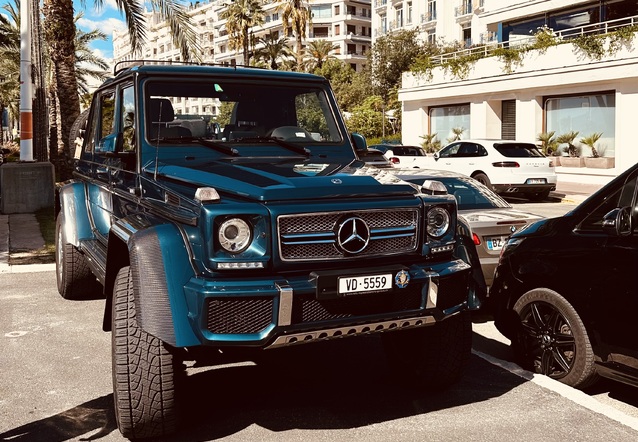 Mercedes-Maybach G 650 Landaulet W463, spottÃ© par SupercarsOfPorto (Gustavo Mortagua)