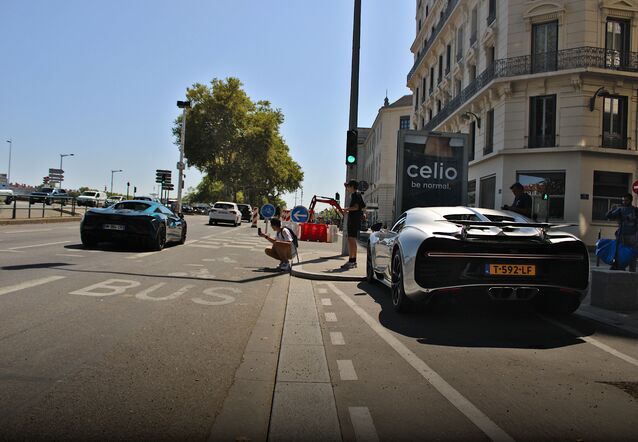 Bugatti Chiron, spottÃ© par Fan2voiture (Mathieu Julliard)