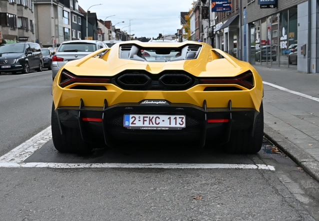 Lamborghini Revuelto, gespot door cid70 (Dick Wouters)