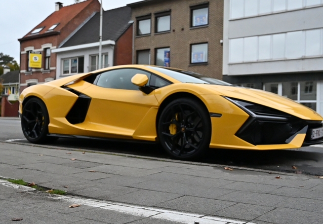 Lamborghini Revuelto, gespot door cid70 (Dick Wouters)