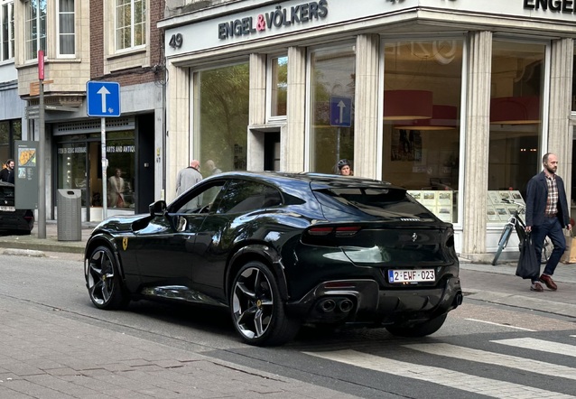 Ferrari Purosangue, gespot door Joeri ( )