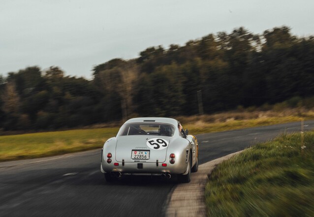 Ferrari 250 GT SWB Competizione 'SEFAC', spottÃ© par loyers (Chris Loyson)