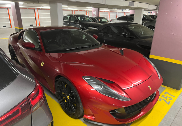 Ferrari 812 Superfast, gespot door Carspotterjl (Jelle Labelle)