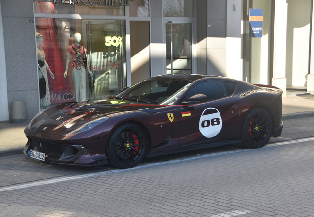 Ferrari 812 Competizione Cavalcade 10th Anniversary Edition, gespot door Ben733i (BENJAMIN DELVIESMAISON)