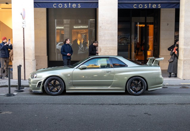 Nissan Skyline R34 GT-R V-Spec II NÃ¼r, spottÃ© par jo3l (JoÃ«l )