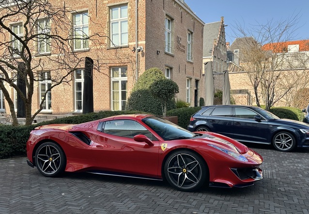 Ferrari 488 Pista Spider, gespot door Joeri ( )