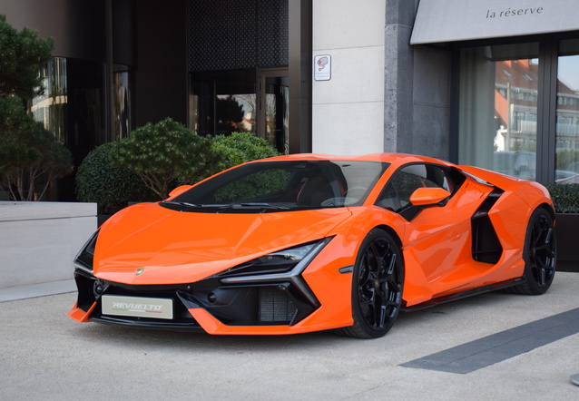 Lamborghini Revuelto, gespot door Thomaserati (Thomas De Lange)