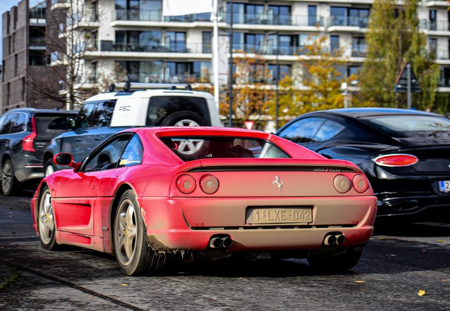 Ferrari F355 GTS, gespot door loyers (Chris Loyson)