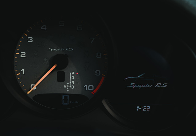 Porsche 718 Spyder RS, gespot door loyers (Chris, Saens, Sian Loyson)