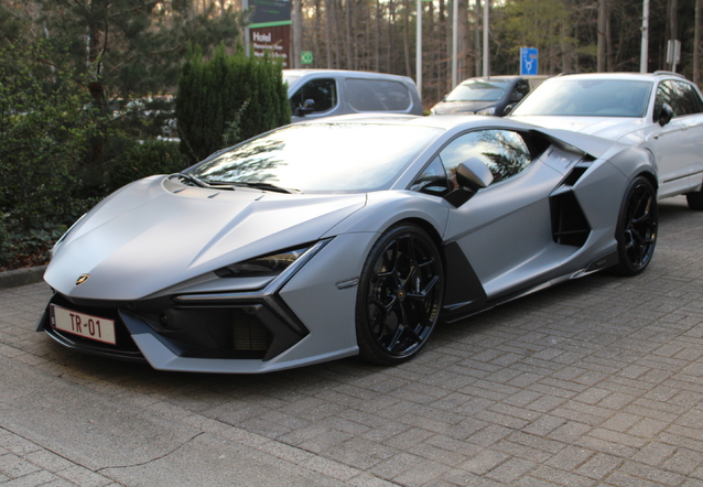 Lamborghini Revuelto, gespot door EXOTICCARFAN (Bertrand )