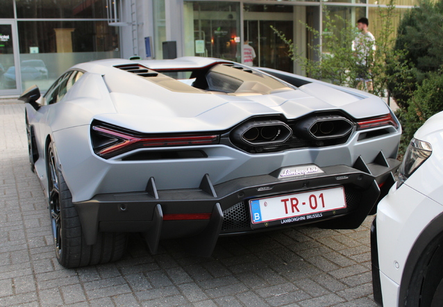 Lamborghini Revuelto, gespot door EXOTICCARFAN (Bertrand )
