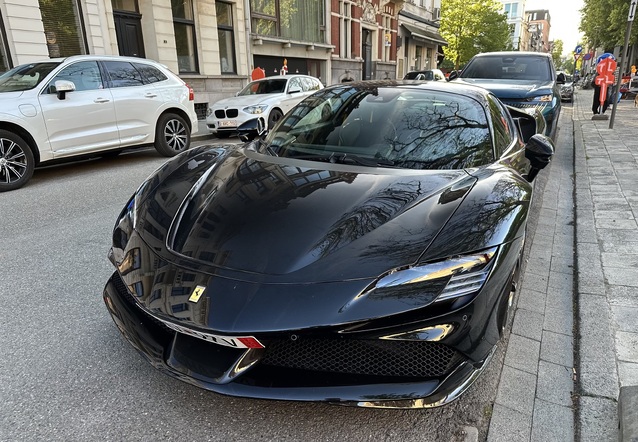 Ferrari SF90 Stradale, gespot door Joeri ( )