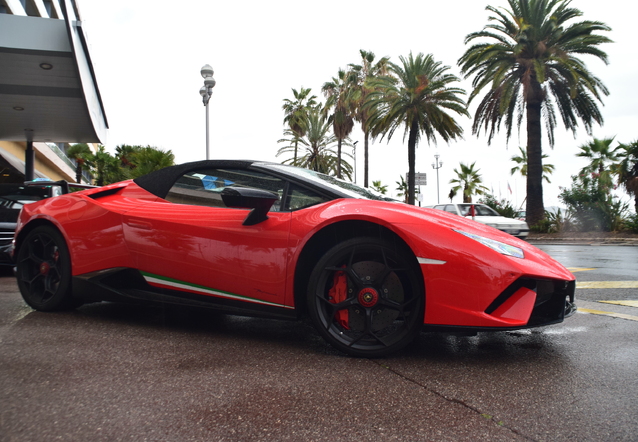 Lamborghini HuracÃ¡n LP640-4 Performante Spyder, spottÃ© par OJ (OJ The Fam)