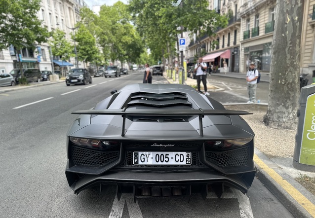 Lamborghini Aventador LP750-4 SuperVeloce, spottÃ© par TheHagueCarspotter (William Hoenstok)