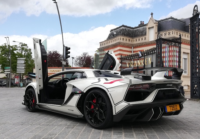Lamborghini Aventador LP770-4 SVJ, spottÃ© par cars_hunter_reims (Brieux Mabille)