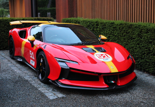 Ferrari SF90 XX Spider Le Mans Edition, gespot door EXOTICCARFAN (Bertrand )