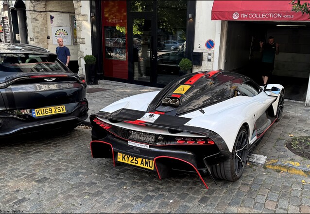 Aston Martin Valhalla, gespot door Belgian-spotter (Xavier Henderickx)